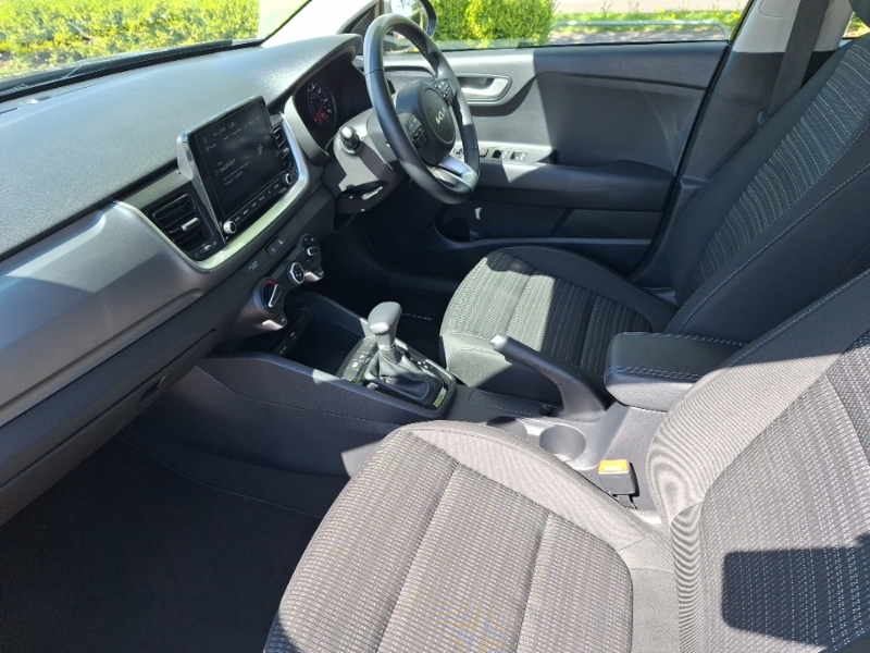 Kia Stonic 1.0T Gdi 99 2 Dct ST24NXY Black #5