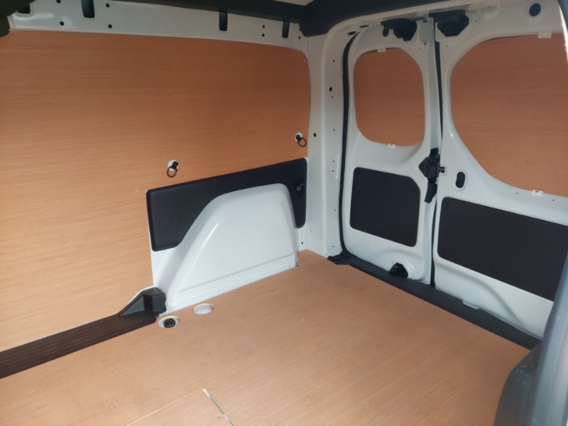 Mercedes-Benz CITAN 110Cdi Base Van White #6