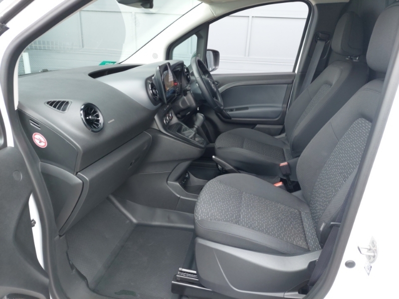 Mercedes-Benz CITAN 110Cdi Base Van White #5