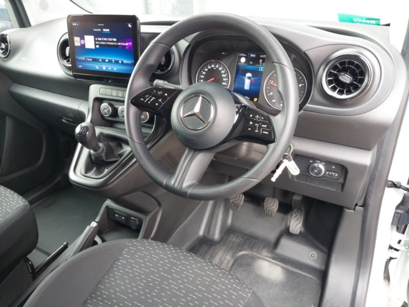 Mercedes-Benz CITAN 110Cdi Base Van White #3