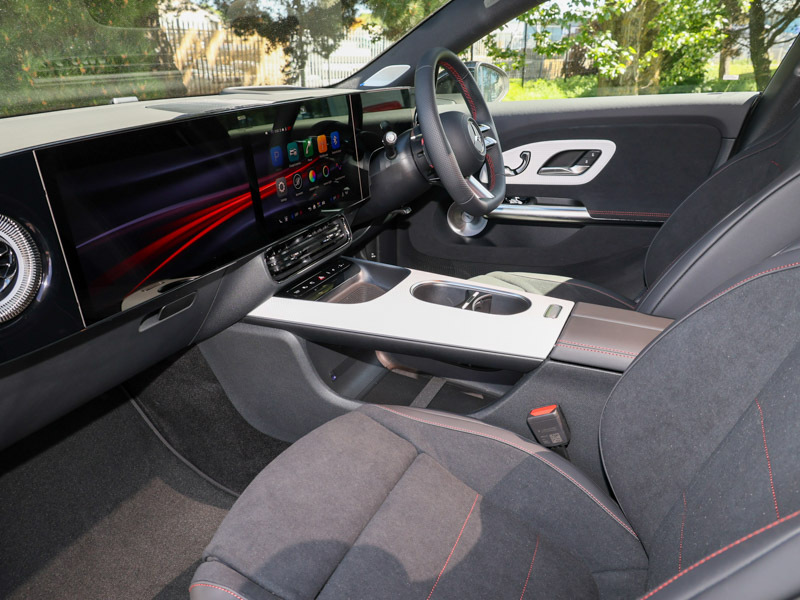 Mercedes-Benz CLA Class Cla 250 200Kw Amg Line Premium 85Kwh White #5