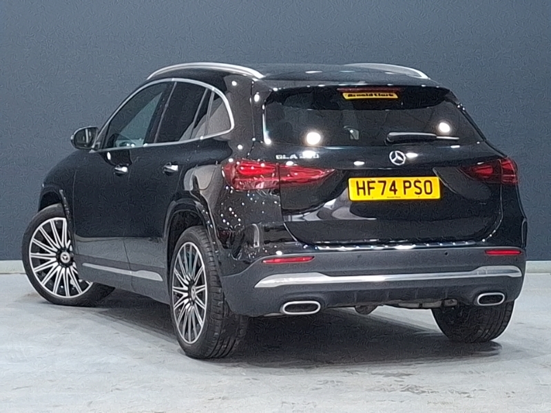 Mercedes-Benz GLA Class Gla 200 Amg Line Premium HF74PSO Black #2