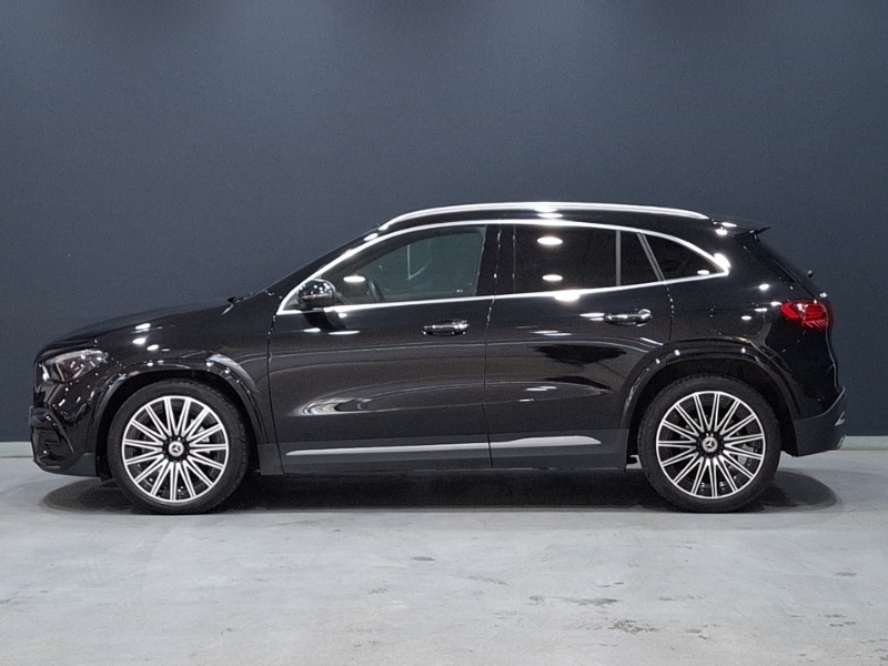 Mercedes-Benz GLA Class Gla 200 Amg Line Premium HF74PSO Black #4