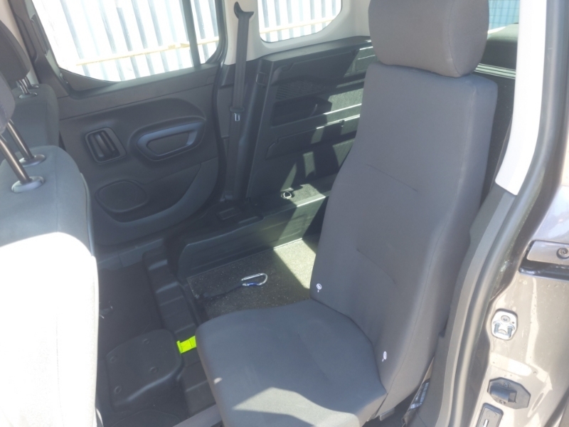 Peugeot Rifter 1.5 Bluehdi 100 Allure SF69HBJ Grey #6