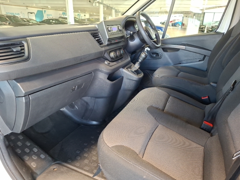 Renault Trafic Ll30 Blue Dci 130 Start Van YB23WBU White #5
