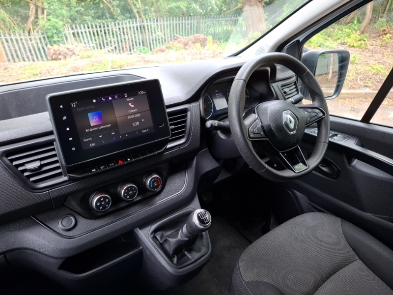 Renault Trafic Sl30 Blue Dci 130 Advance Van SB24MBX White #3