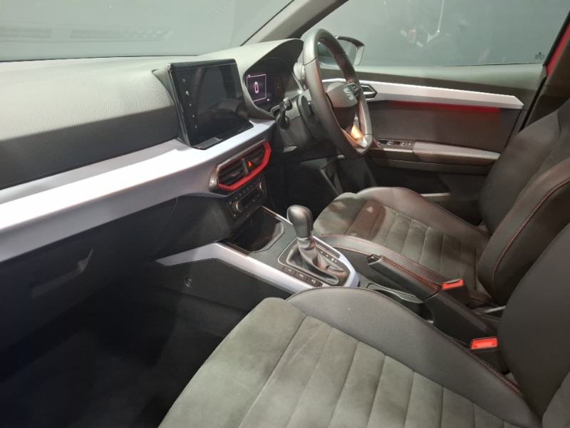 Seat Arona 1.0 Tsi 115 Fr Sport Dsg Red #5