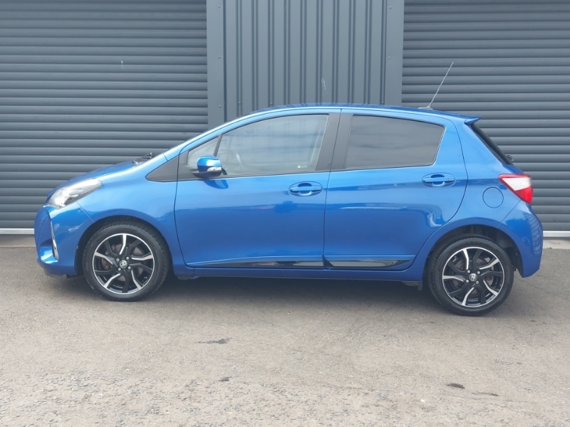 Toyota Yaris 1.5 Vvt-i Design SE17JOH Blue #4