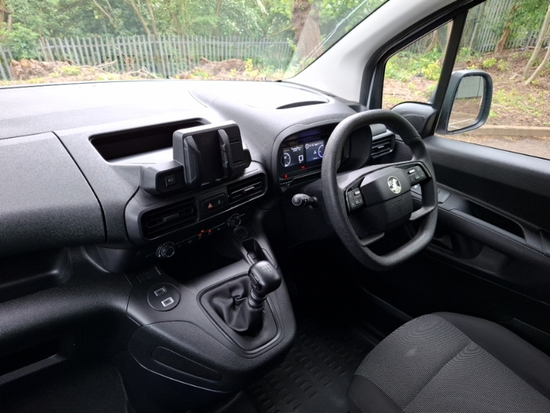 Vauxhall Combo 1.5 Turbo D 100Ps Prime H1 Van DY74XBV White #3