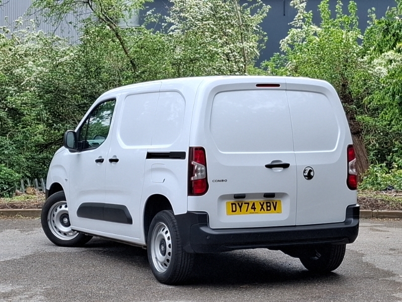 Vauxhall Combo 1.5 Turbo D 100Ps Prime H1 Van DY74XBV White #2