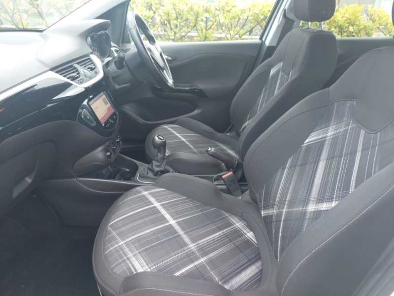 Vauxhall Corsa 1.4 Limited Edition NL65UCP White #5
