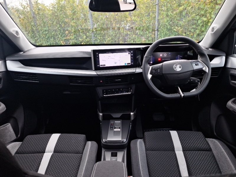 Vauxhall Frontera 83Kw Gs 44Kwh YP75LLW Black #3