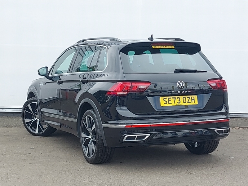 Volkswagen Tiguan 2.0 Tdi R-line Dsg SE73OZH Black #2