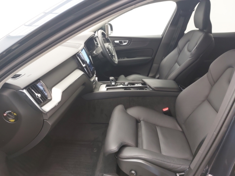Volvo XC60 2.0 B4d Plus Dark Awd Geartronic SM73UTK Blue #5