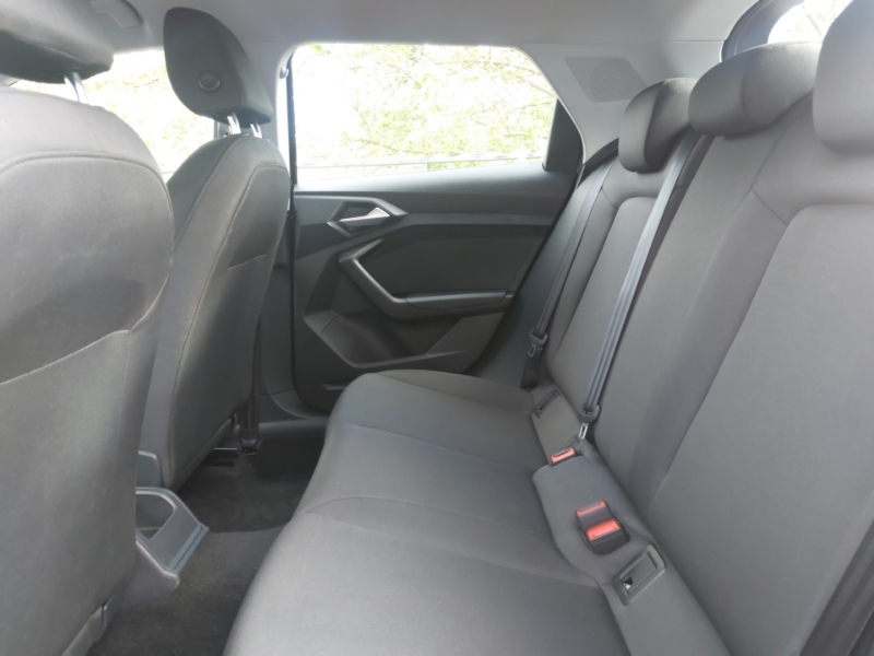 Audi A1 25 Tfsi Technik NJ21LVF Black #6