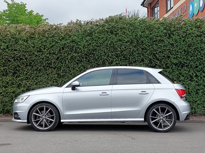 Audi A1 1.4 Tfsi 125 Black Edition Nav S Tronic RA18OCM Silver #4