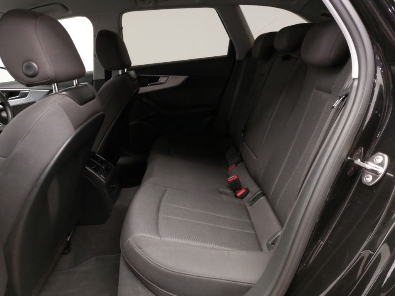 Audi A4 35 Tdi Technik S Tronic MA70MVC Black #6