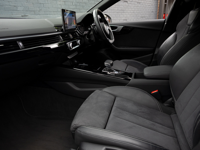 Audi A5 45 Tfsi 265 Quattro Black Edition S Tronic DG22BXY White #5
