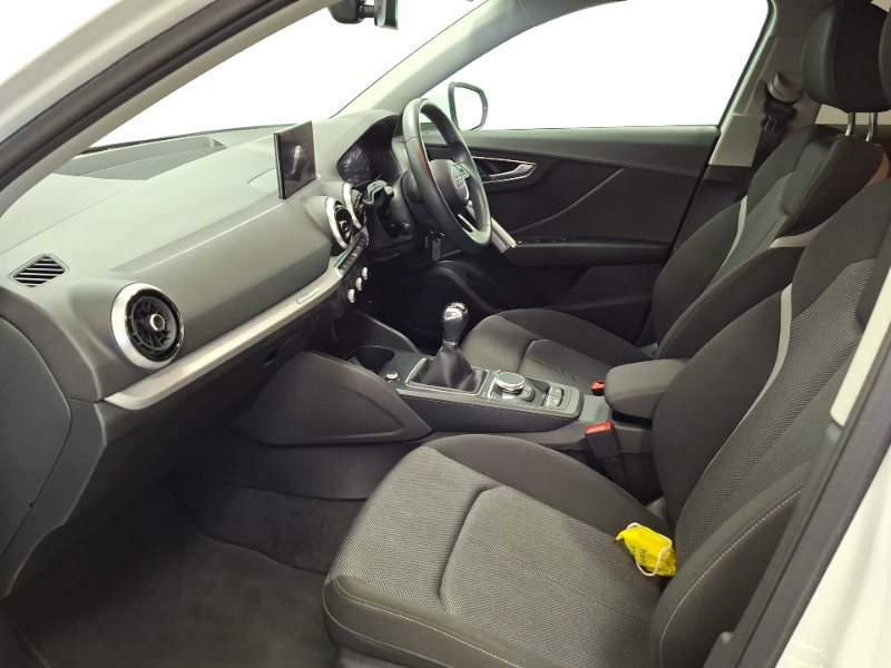 Audi Q2 35 Tfsi Sport ST21PNN White #5