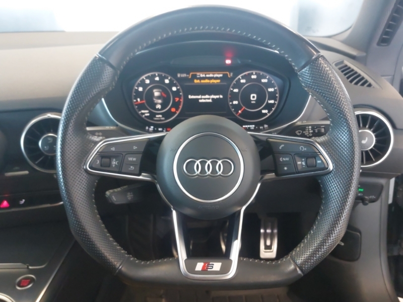 Audi TT 45 Tfsi S Line YH69XCS Black #5