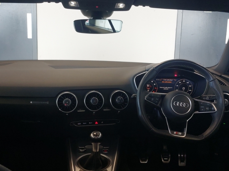 Audi TT 45 Tfsi S Line YH69XCS Black #4
