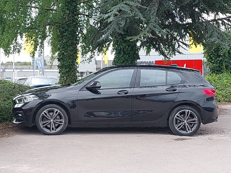BMW 1 Series 118I Sport YH20FFC Black #4