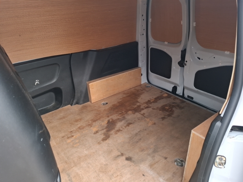 Citroen Berlingo 1.5 Bluehdi 1000Kg Enterprise Ed 100Ps 6 Speed Ss SM73YUW White #6