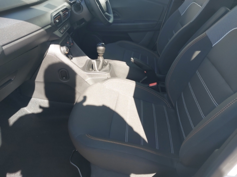 Dacia Sandero Stepway 1.0 Tce Essential SY73LCF White #5