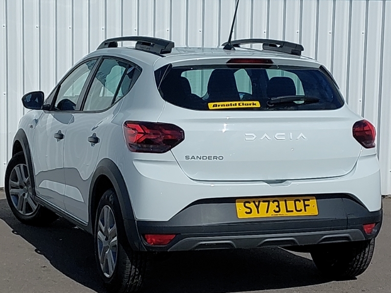 Dacia Sandero Stepway 1.0 Tce Essential SY73LCF White #2