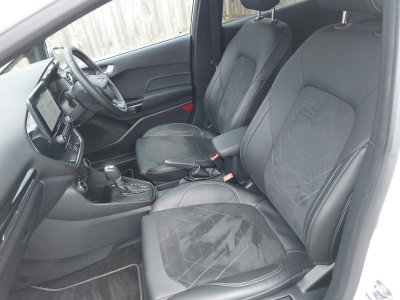 Ford Fiesta 1.0 Ecoboost Hbd Mhev 125 Titanium X EK23FMP White #5