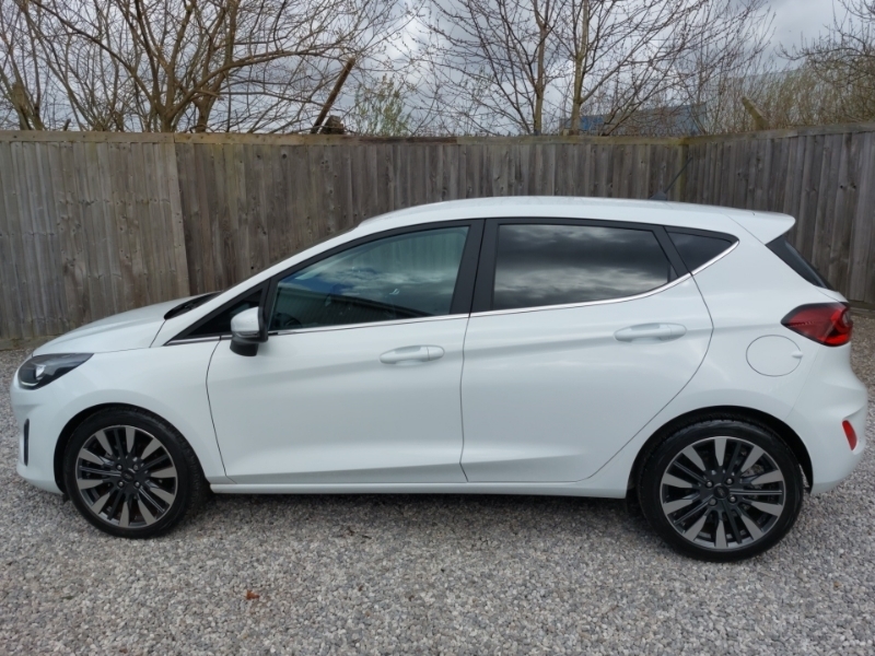 Ford Fiesta 1.0 Ecoboost Hbd Mhev 125 Titanium X EK23FMP White #4