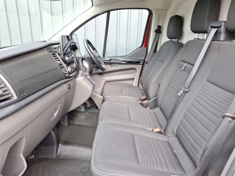 Ford Transit Custom 2.0 Ecoblue 185Ps Low Roof Limited Van HN22VJU Red #5