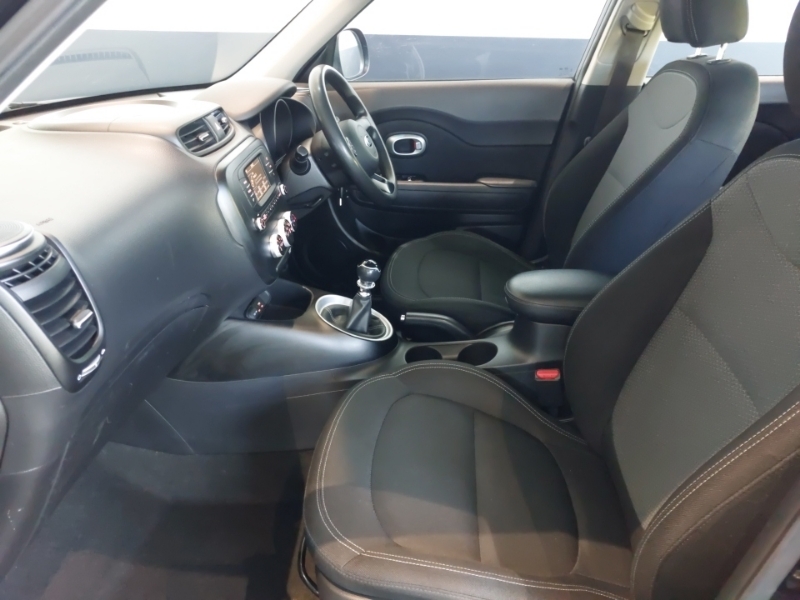 Kia Soul 1.6 Gdi 1 Black #5