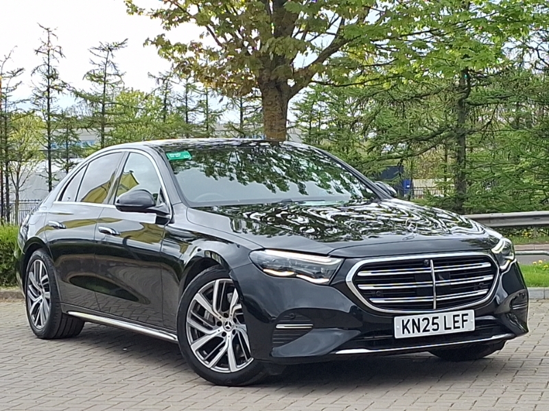 Mercedes-Benz E Class E200 Exclusive Premium 9G-tronic Black
