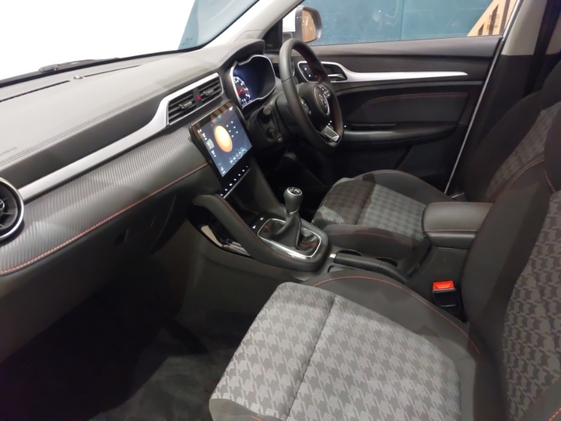 MG ZS 1.5 Vti-tech Excite White #5
