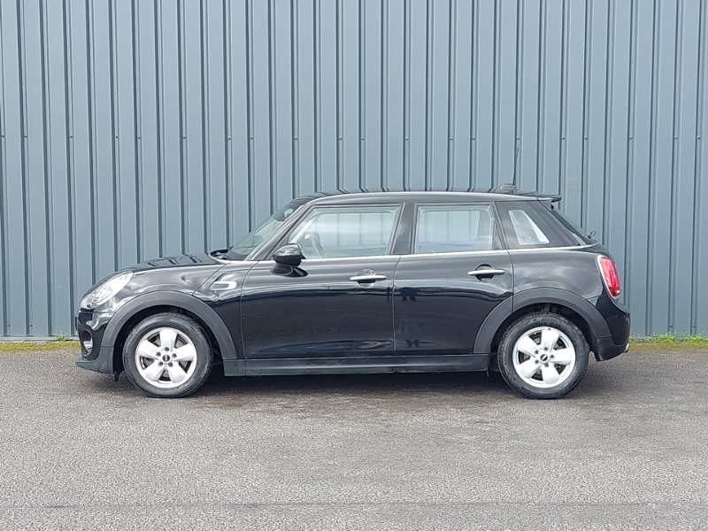 Mini Hatch 1.5 Cooper D II Black #4