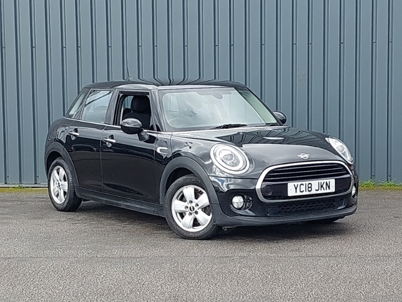 Mini Hatch 1.5 Cooper D II Black