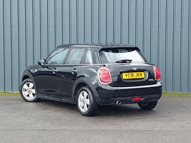Mini Hatch 1.5 Cooper D II Black #2
