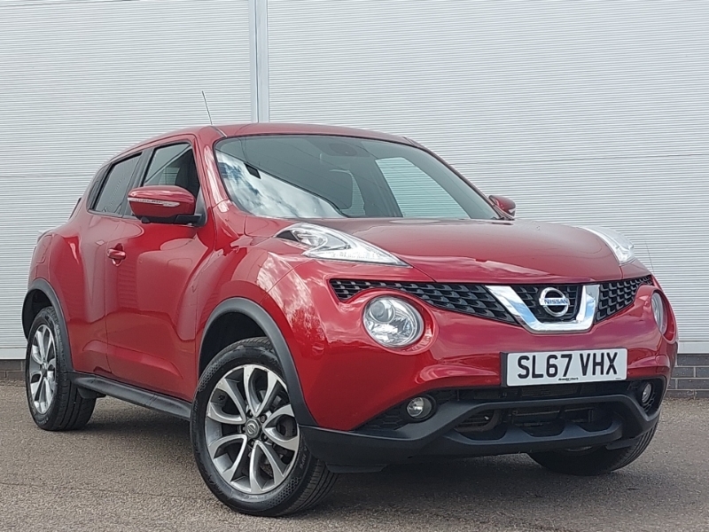 Nissan Juke 1.6 Tekna Xtronic Red