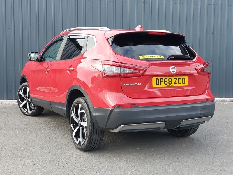 Nissan Qashqai 1.5 Dci 115 Tekna DP68ZCO Red #2