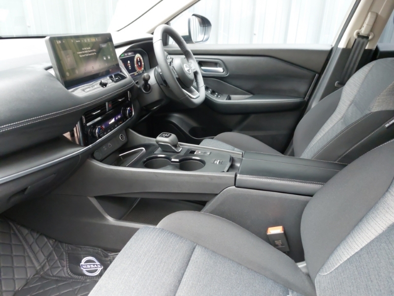 Nissan X-Trail 1.5 Mhev 163 N-connecta Xtronic SM26CAO Silver #5