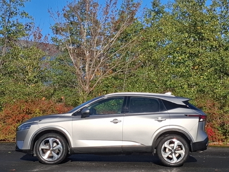 Nissan Qashqai 1.3 Dig-t Mh 158 N-connecta Xtronic SM73HFY Silver #4