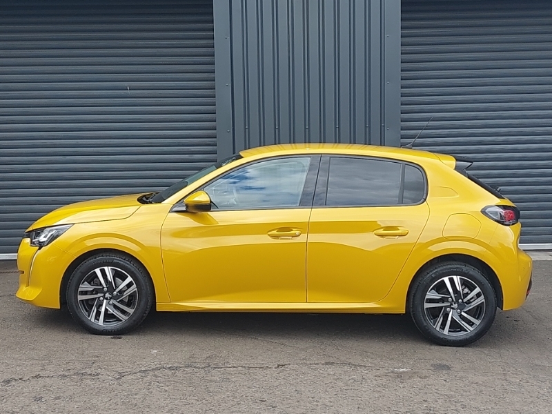 Peugeot 208 1.2 Puretech 100 Allure Premium SD71RZW Yellow #4
