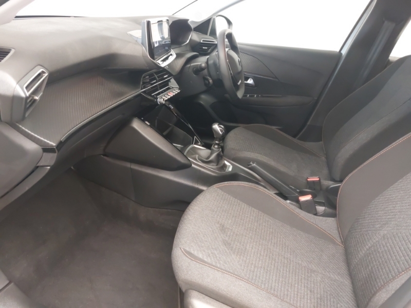 Peugeot 208 1.2 Puretech 100 Style SJ25XLT White #5