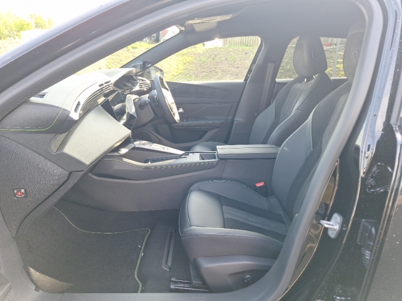 Peugeot 408 1.2 Hybrid 145 Gt Premium E-dsc6 SH26RXA Black #5