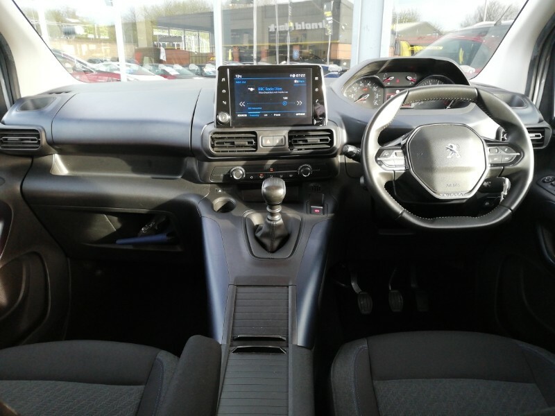 Peugeot Rifter 1.2 Puretech Allure Grey #3