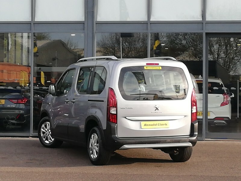 Peugeot Rifter 1.2 Puretech Allure Grey #2