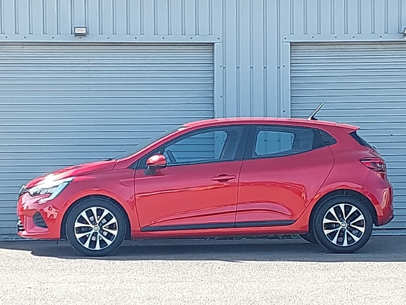 Renault Clio 1.0 Tce 90 Iconic SM22OFT Red #4