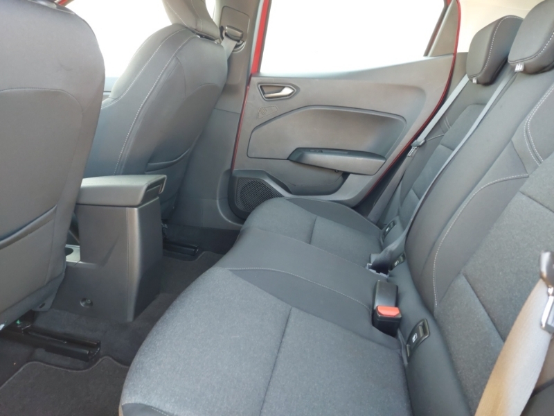 Renault Clio 1.0 Tce 90 Iconic SM22OFT Red #6