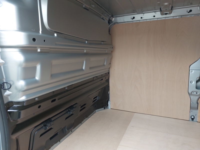 Renault Trafic Ll30 Blue Dci 130 Advance Safety Van SD26KZG Grey #6